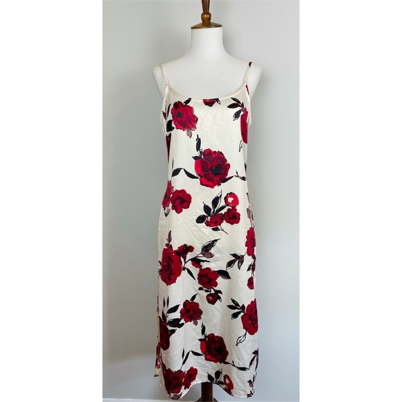 Forever 21 | Dresses | Forever2 Red Floral Blossom Slit Dress | Poshmark